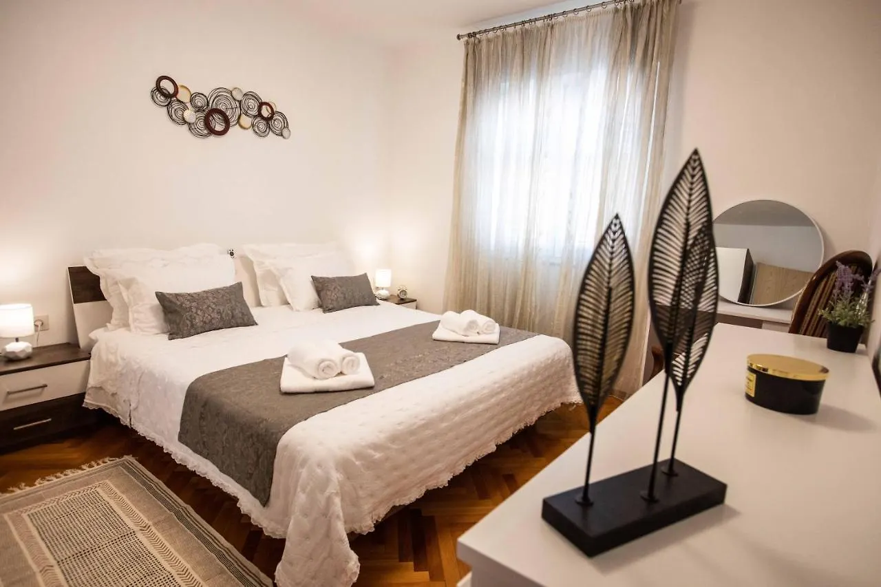 Apartment Avita Split 0*,  Kroatien